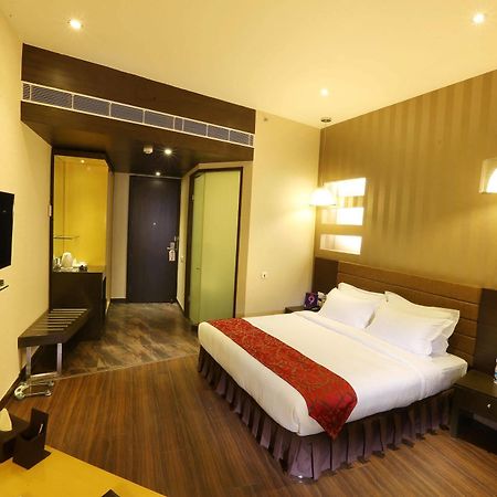 Five Elements Hotels Delhi- North Avenue Nueva Delhi Exterior foto