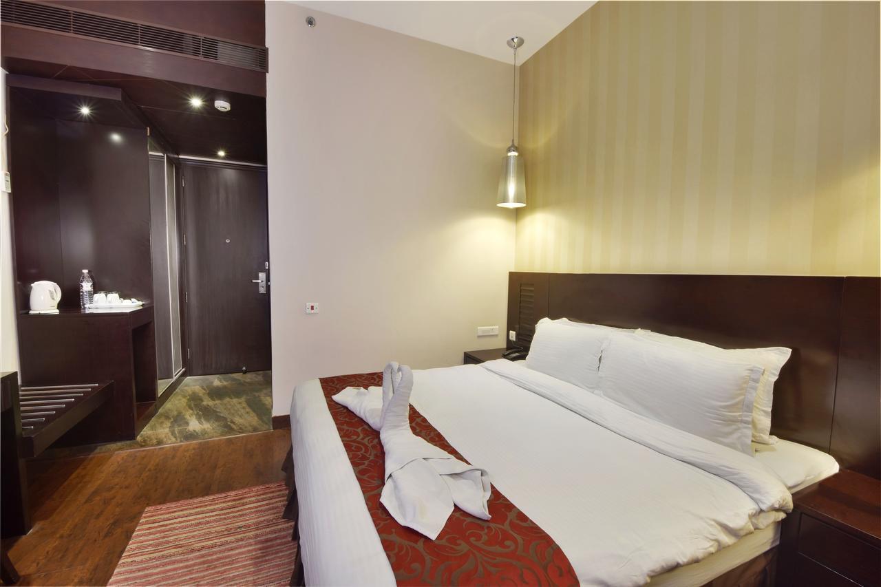 Five Elements Hotels Delhi- North Avenue Nueva Delhi Exterior foto