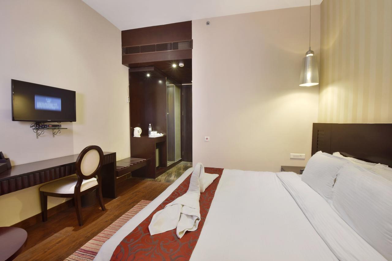 Five Elements Hotels Delhi- North Avenue Nueva Delhi Exterior foto